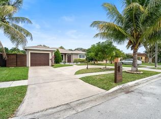 851 SW 49th Way, Margate, FL 33068