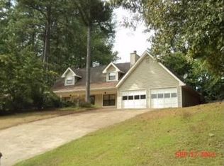 1042 Summer Hill Ct NW, Acworth, GA 30102