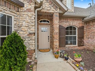 3904 SW Hawthorne St, Bentonville, AR 72713