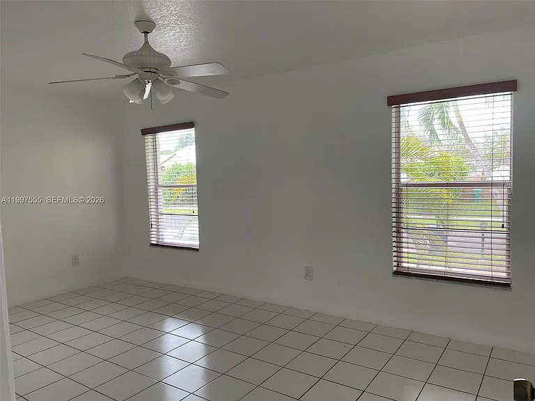 9771 SW 211th St — Photo 14