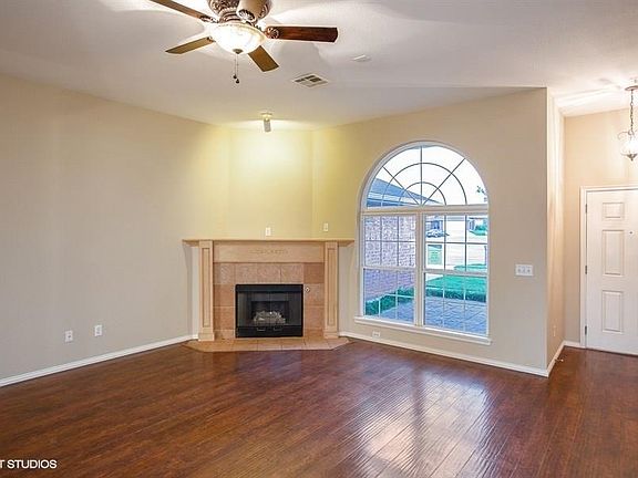3rd image of 16109 Cantera Creek Dr