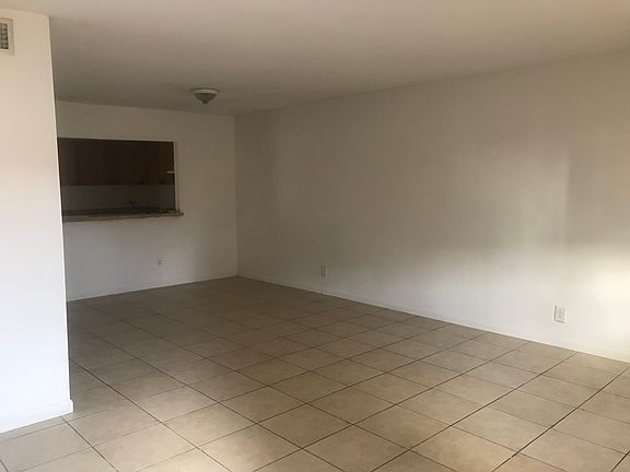 4th image of 5971 NW 25th St