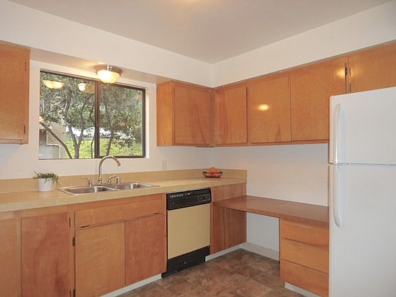 2nd image of 8683 Lemon Ave APT 03