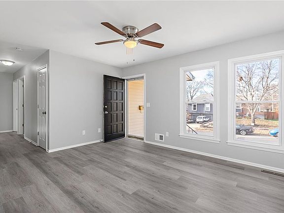 2nd image of 11935 Manchester Ave