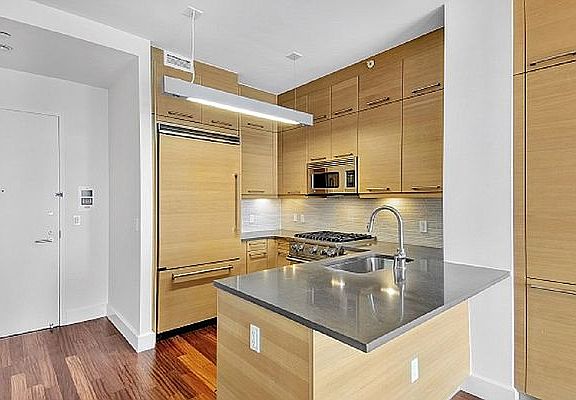 4th image of 333 E 91st St APT 18B