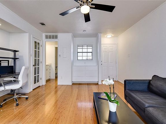 4th image of 1510 W North Loop Blvd APT 1035