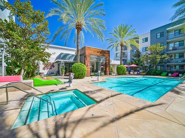 9400 Corbin Ave APT 3102