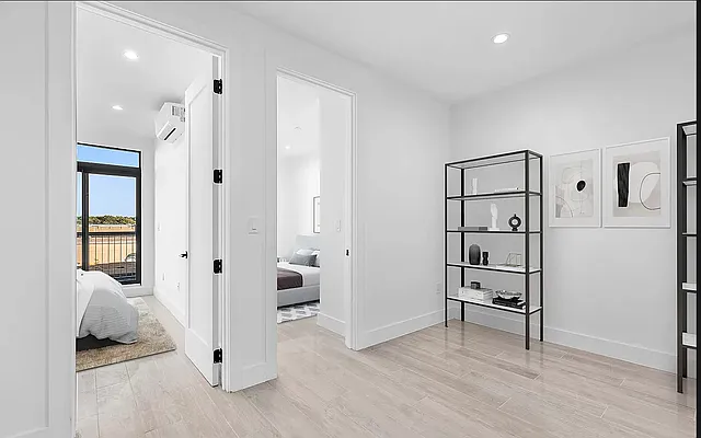 Rented by Corcoran | media 21