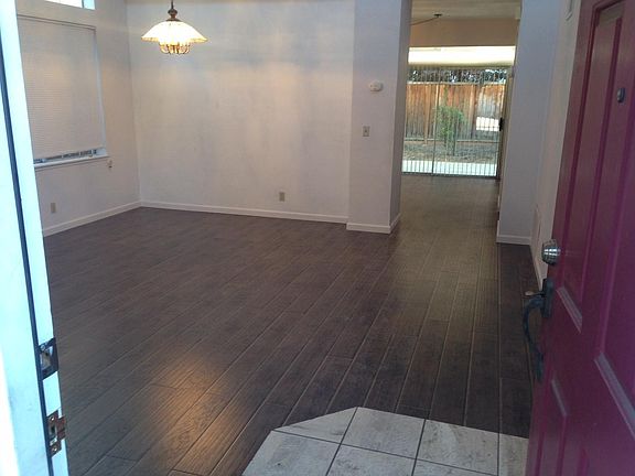 3rd image of 1557 Mission Springs Cir