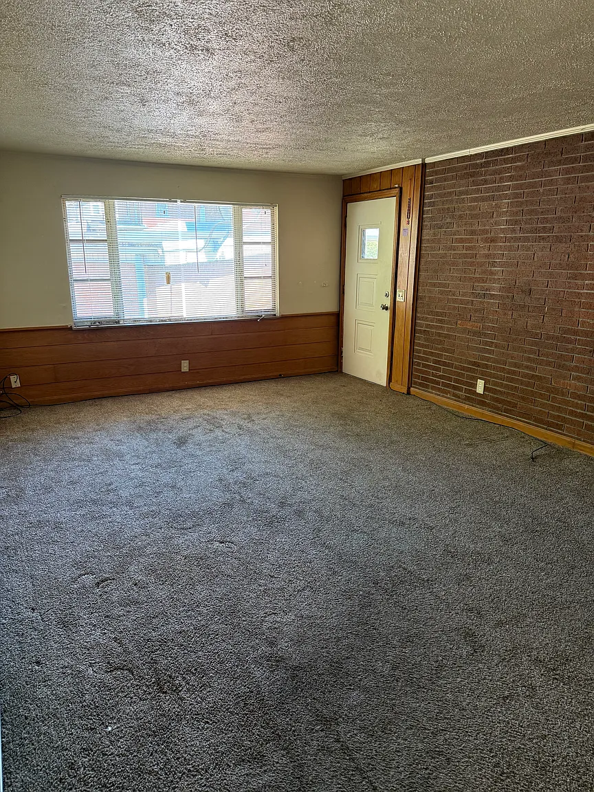 2006 Fulton Rd NW Unit 9 photo 1
