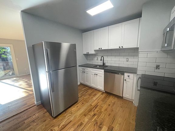 2nd image of 435 Orchard St #B6
