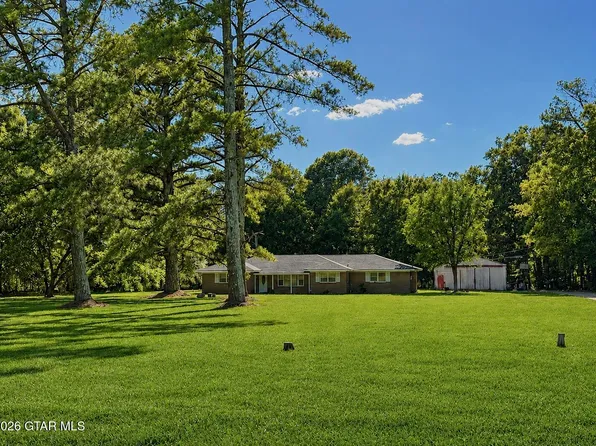 71 Tva Rd, West Point, MS 39773