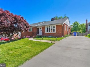 507 N Livingston St, Arlington, VA 22203