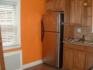 2nd image of 1023 Phoebe St