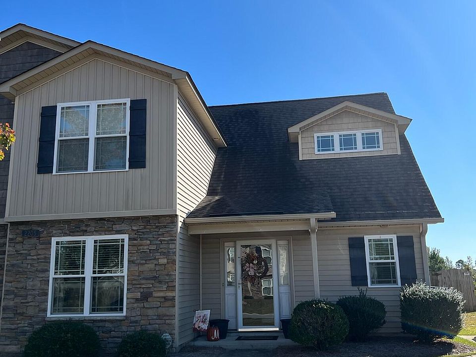 2nd image of 2205 Sweet Bay Drive #B
