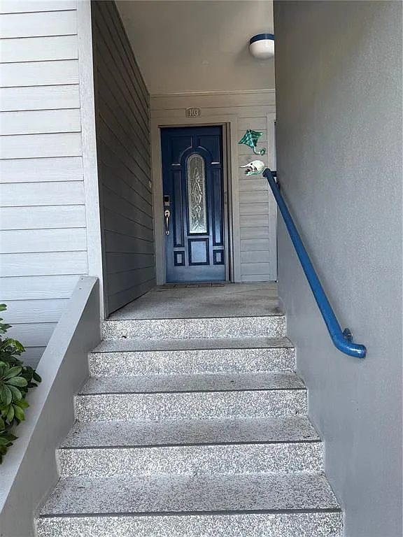 2 bed, 2.0 bath, 1580 sqft, $3,900 — Photo 2