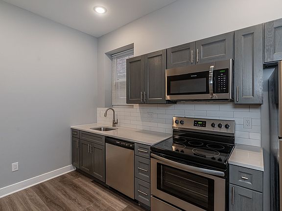 4th image of 846 N 41st St #1