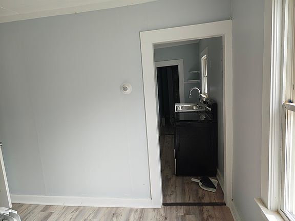 3rd image of 123 Agassiz Street