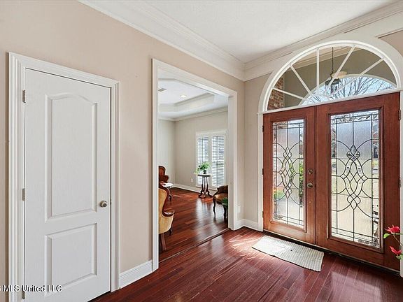 4th image of 321 Indian Gate Cir