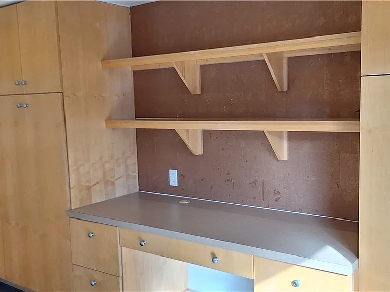 90 E Woodland Rd — Photo 15