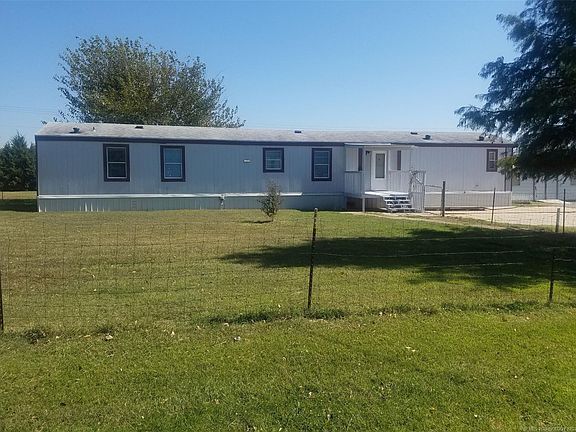 3rd image of 9705 S Primrose Ln