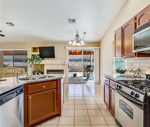 3rd image of 1855 Golden Horizon Dr