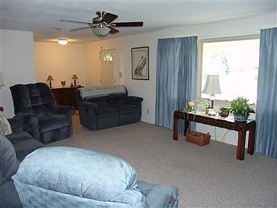 3rd image of 3088 Revlon Dr