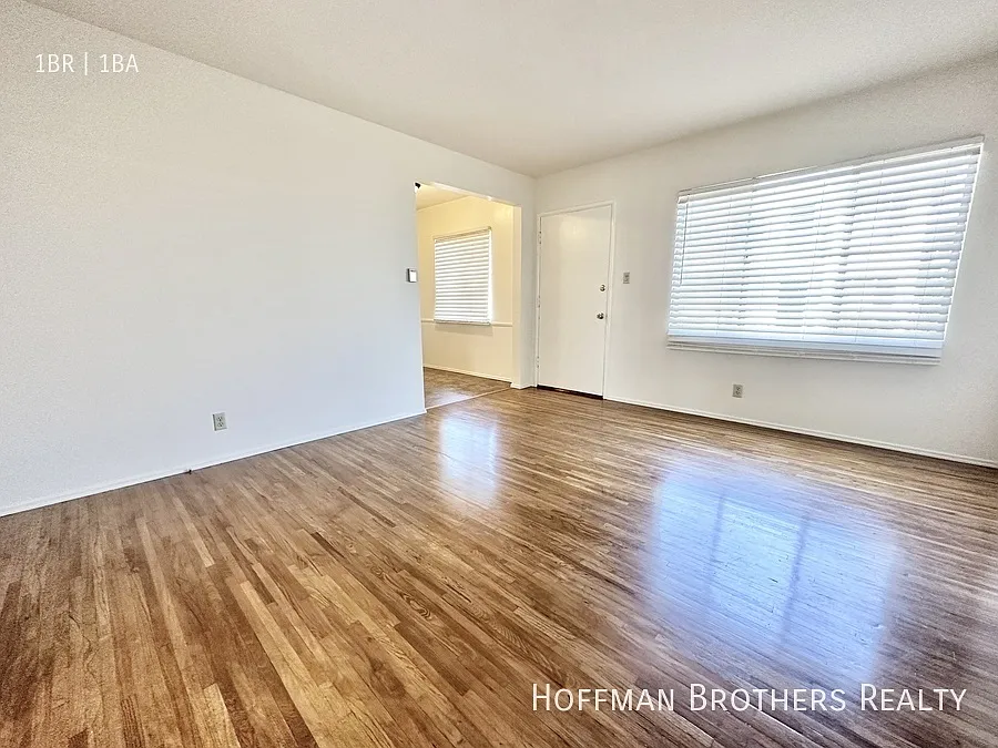 5619 W Jefferson Blvd Los Angeles, CA 90016 — Photo 4
