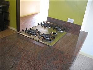 5th image of 2904 Plumleigh Ave