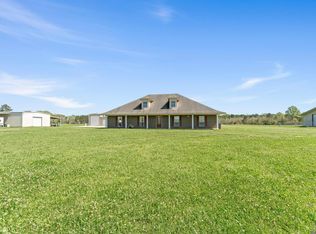 16040 Blackwater Rd, Zachary, LA 70791
