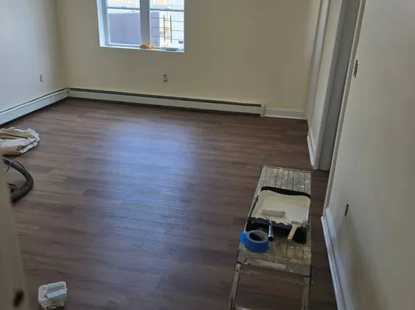 162 Beach 30th Street image 1 of 6
