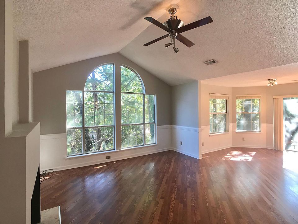 1st image of 709 Cypress Pointe St