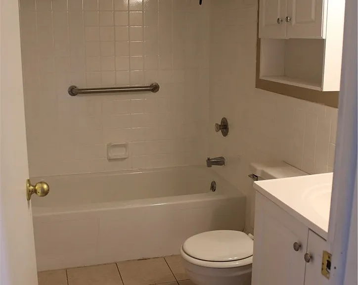 3948 Ridge Lea Rd #D — Photo 19