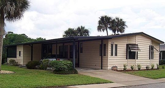 2nd image of 2337 Primavera Ave