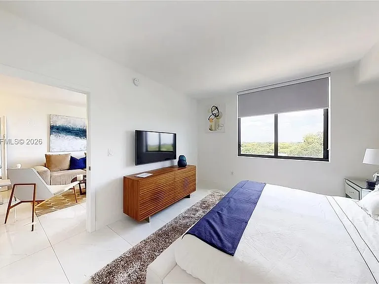 301 Altara Ave #527 — Photo 4