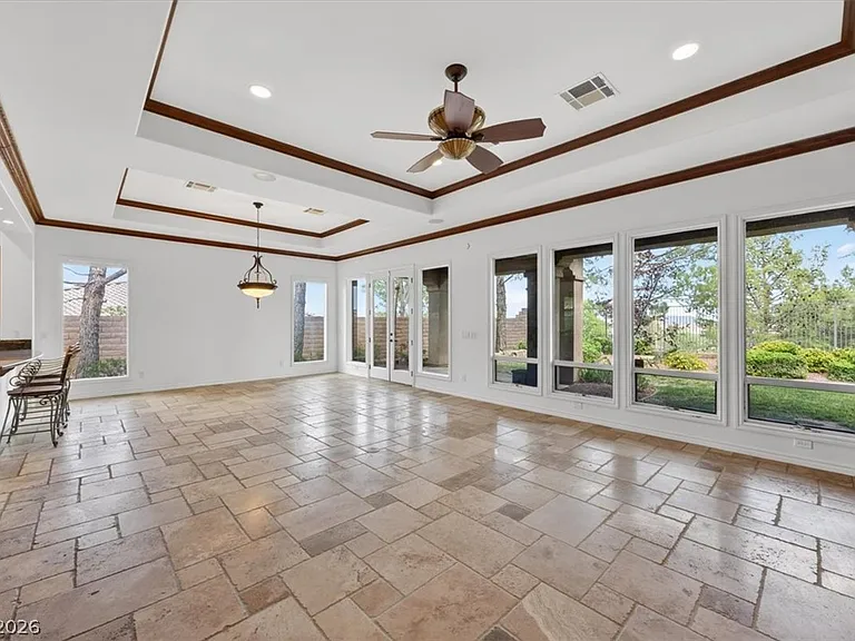 77 Tapadero Ln — Photo 8