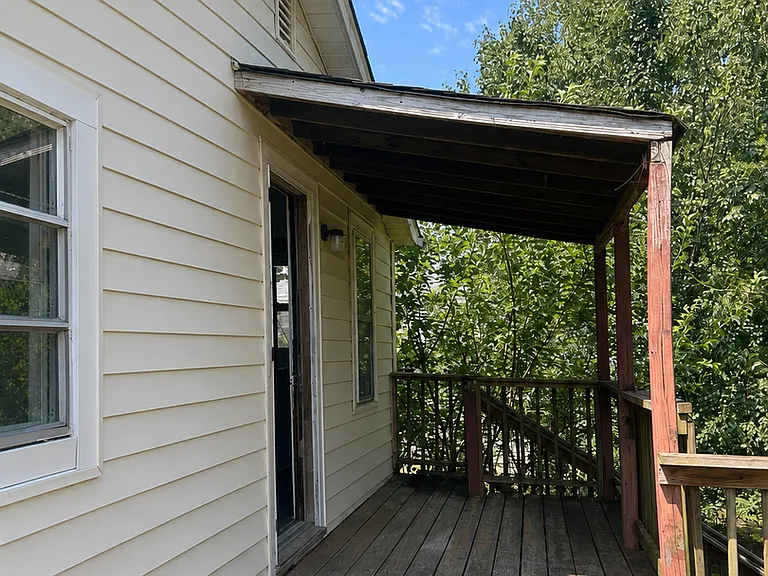 4200 Wilkesview Dr — Photo 3