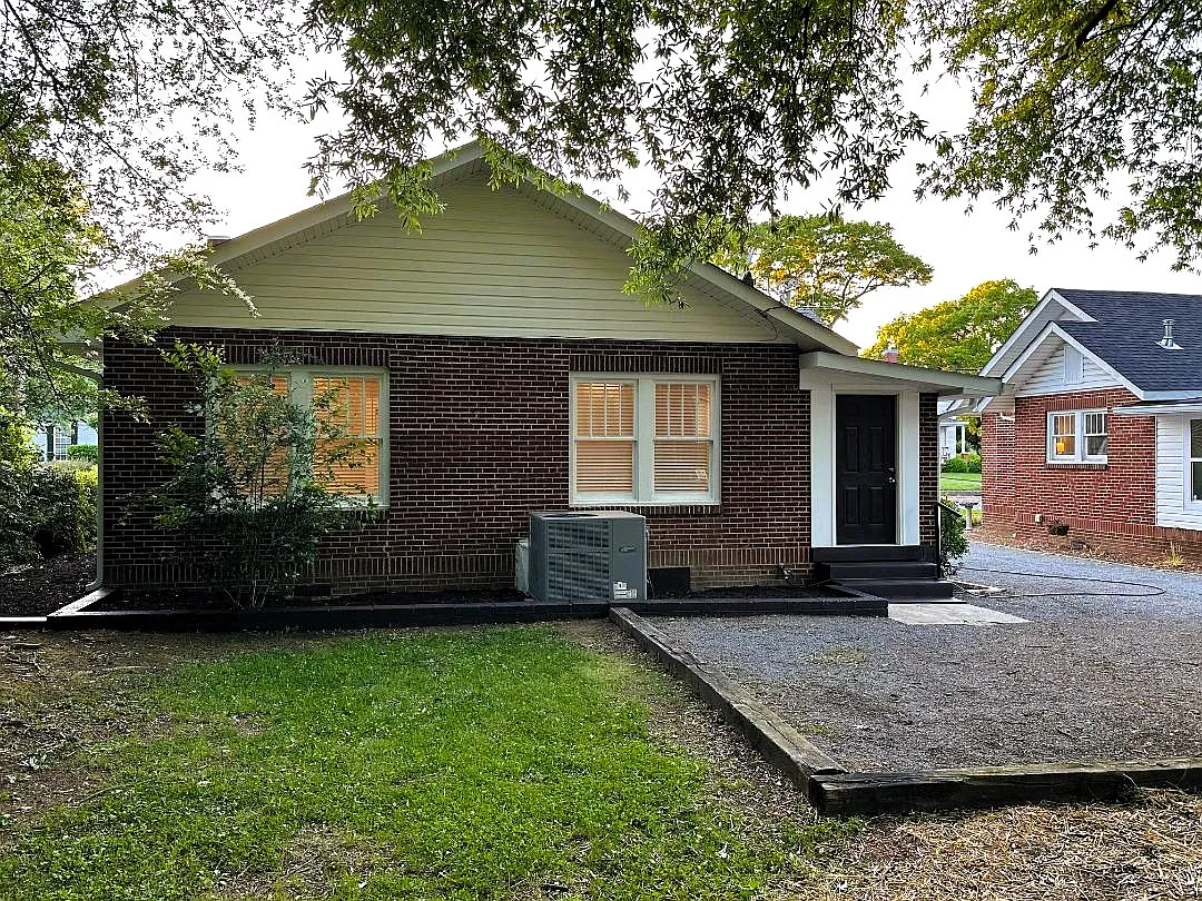2 bed, 1150 sqft, $1,450 — Photo 4