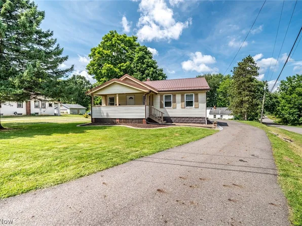 3804 Eigen St, Youngstown, OH 44515