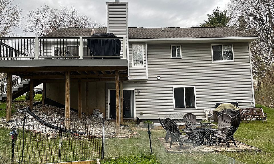 2nd image of 9598 Rustic Cir