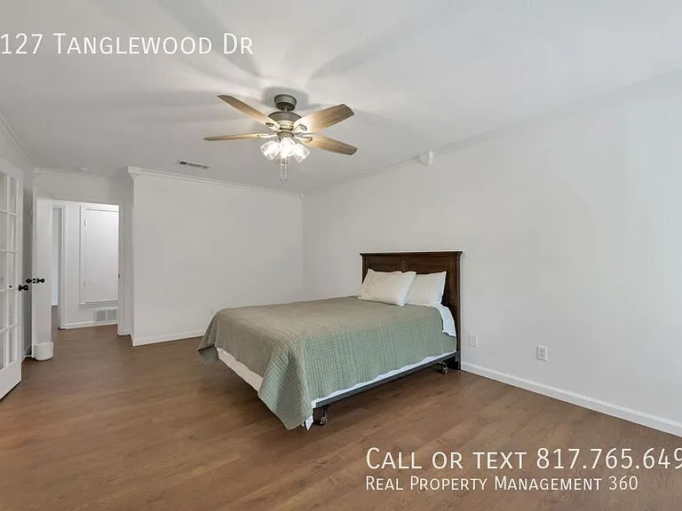 2127 Tanglewood Dr — Photo 14