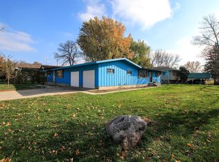 905 Church St SW, Hutchinson, MN 55350