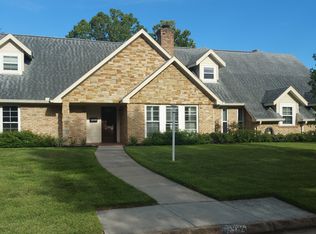 1602 Antigua Ln, Houston, TX 77058