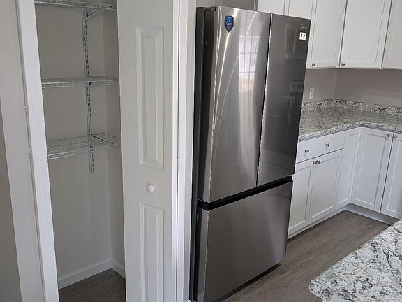 Kitchen pantry