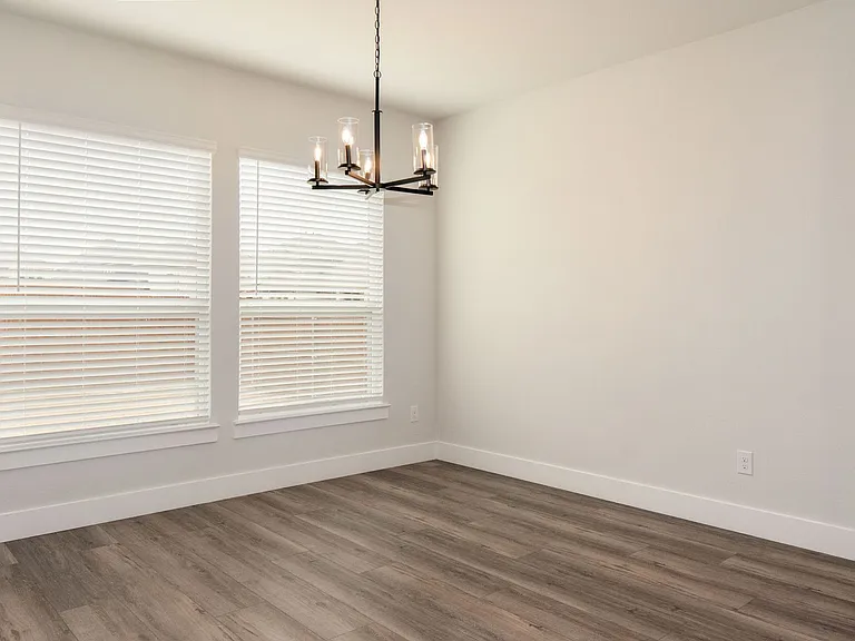 1609 Whisperwood Way — Photo 21