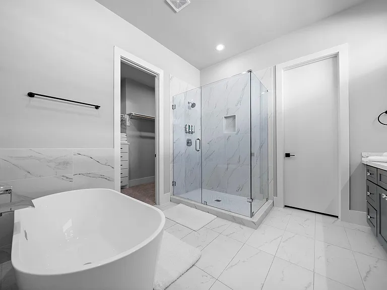 3513 Hutchins St — Photo 28