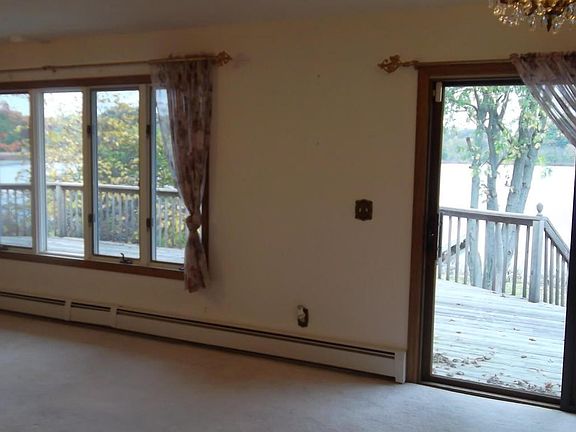5th image of 1175 Swan Cove Dr