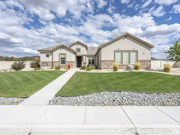 11594 Eagle Peak Dr, Sparks, NV 89441