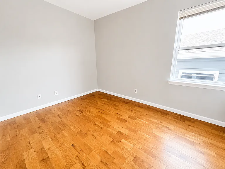 742-744 Bergen St #3 — Photo 7