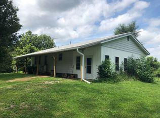 101 W Walnut St, Ripley, IL 62353